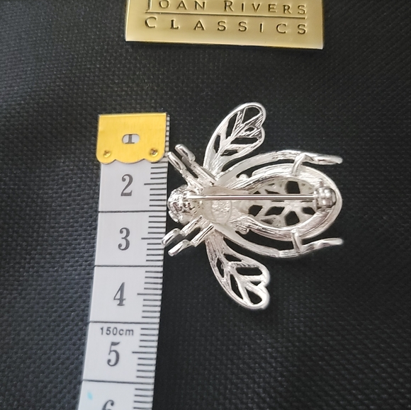 Joan Rivers Brooch - Picture 4 of 6